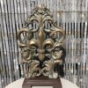 Ornament-fleur-de-lys-op-voet-antiek-goud-venetiaans